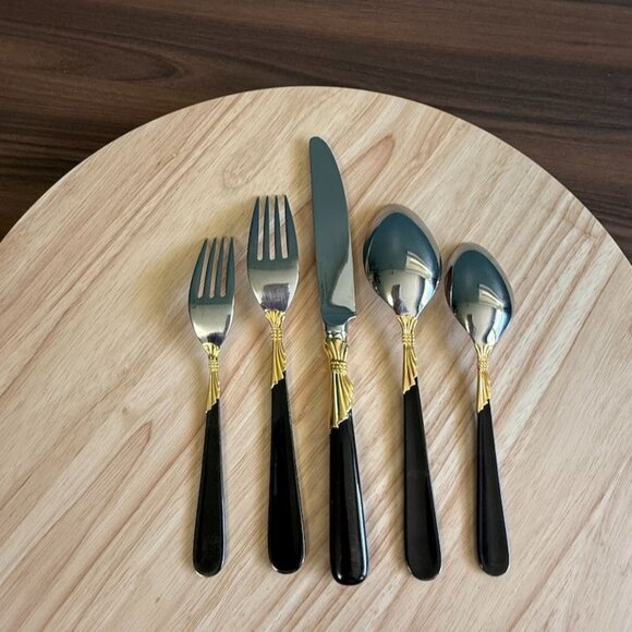 5-Piece Patrick Yamazaki Lindi Flatware Set Black Handles & Gold Accents Japan S - Picture 5 of 10